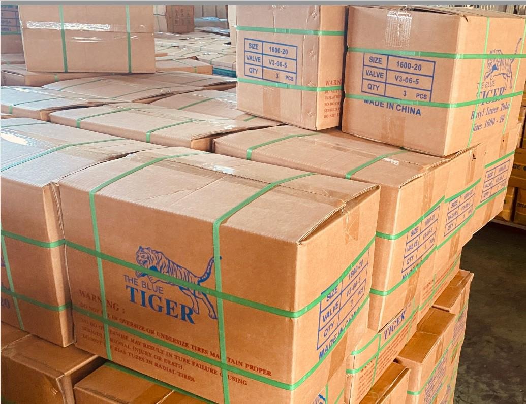 مخازن شركة النمر الأزرق